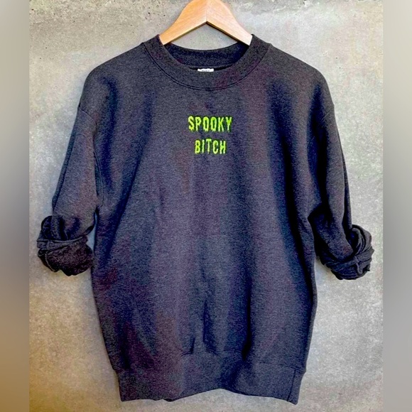 Tops - SPOOKY B Sweatshirt